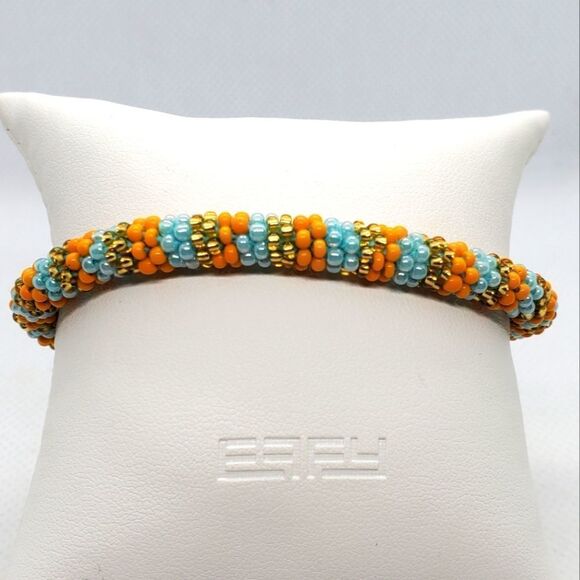 NWT Wings Orange & Blue Beaded Bracelet - Picture 1 of 5